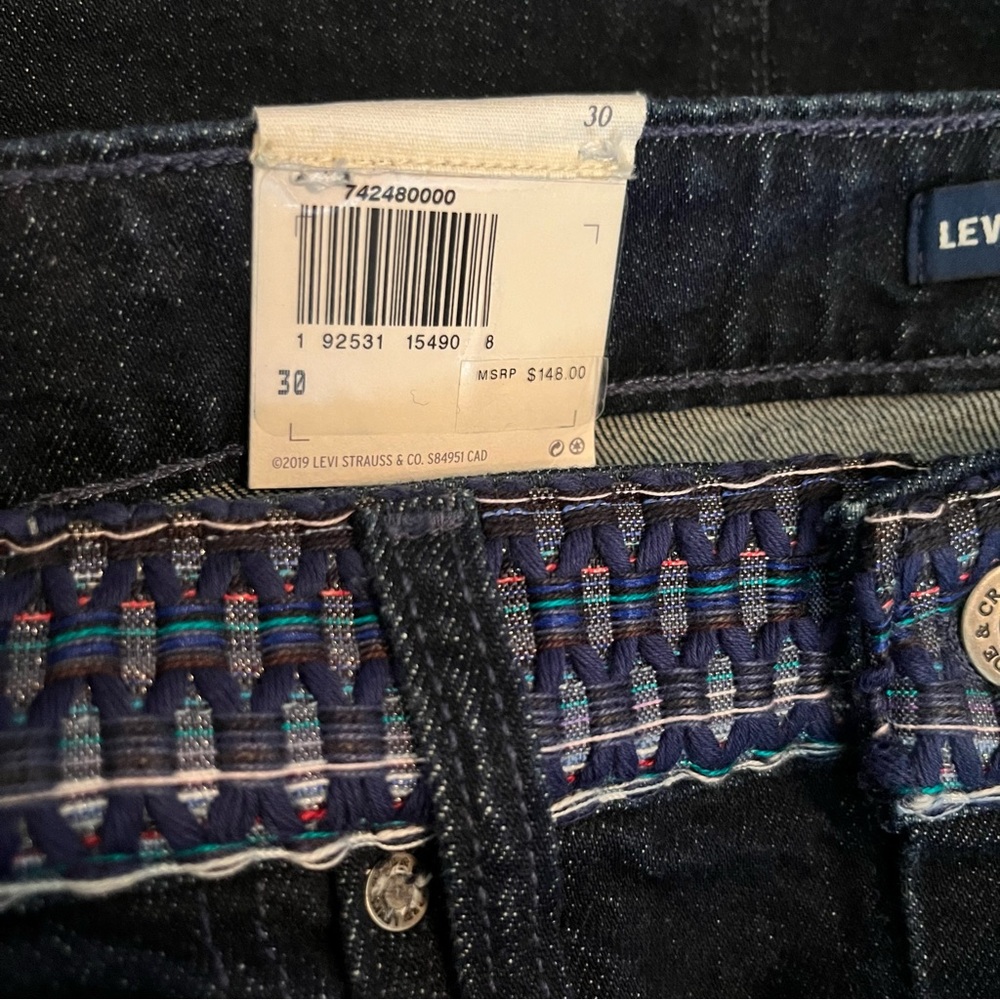 NWT LEVI’S Made & Crafted High-Rise Skirt in Sky Rinse Sz 30 Button Front - Picture 9 of 15